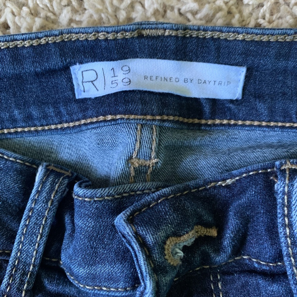 Jeans - Picture 3 of 4